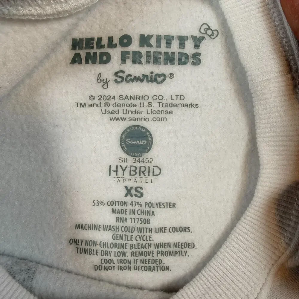 Hello Kitty & Friends Long Sleeve White Graphic Girls Crew Sweatshirt Size XS